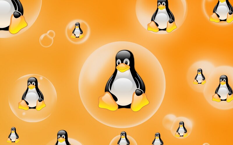 Tux penguin wallpaper