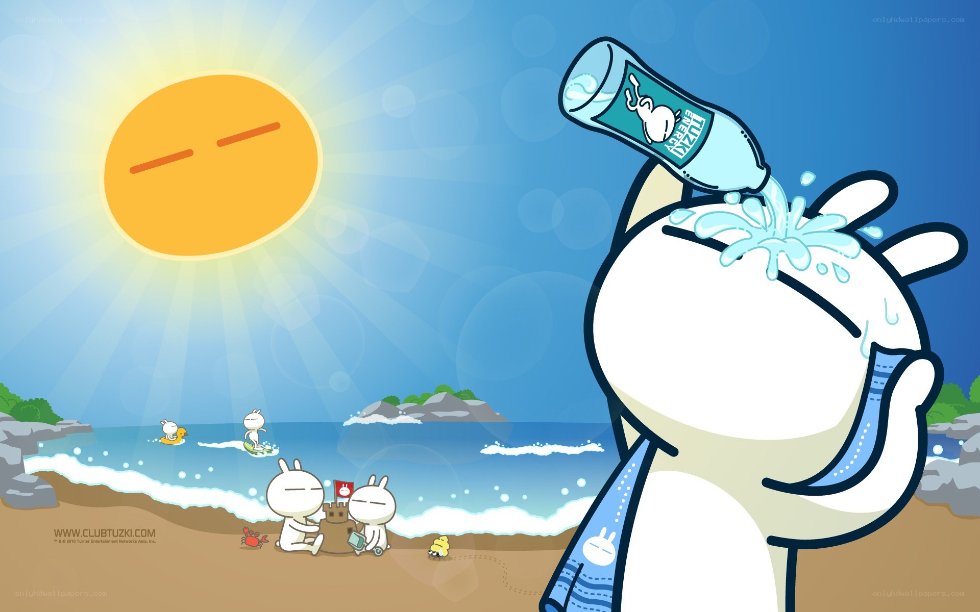 Tuzki at the beach