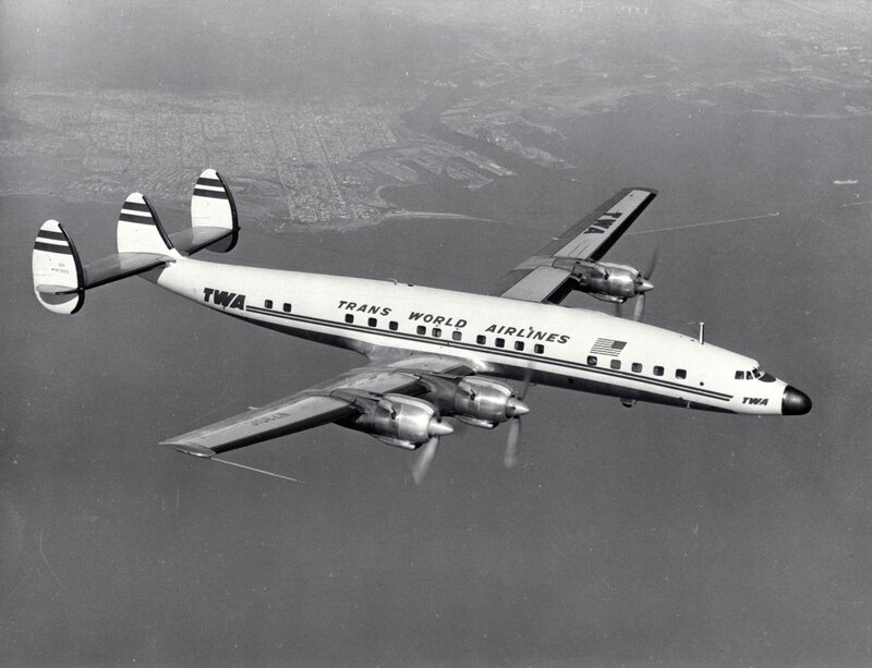 TWA Airplane in Flight — Black