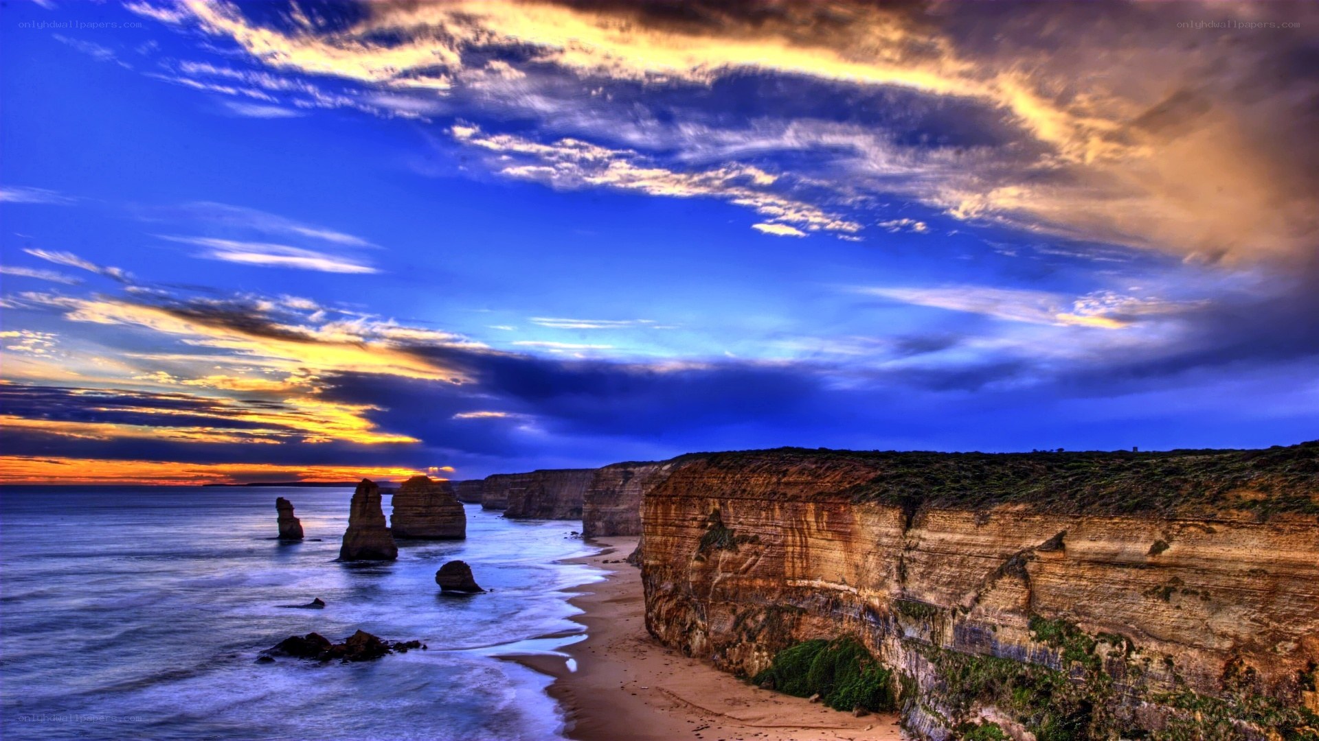 Twilight at the Twelve Apostles
