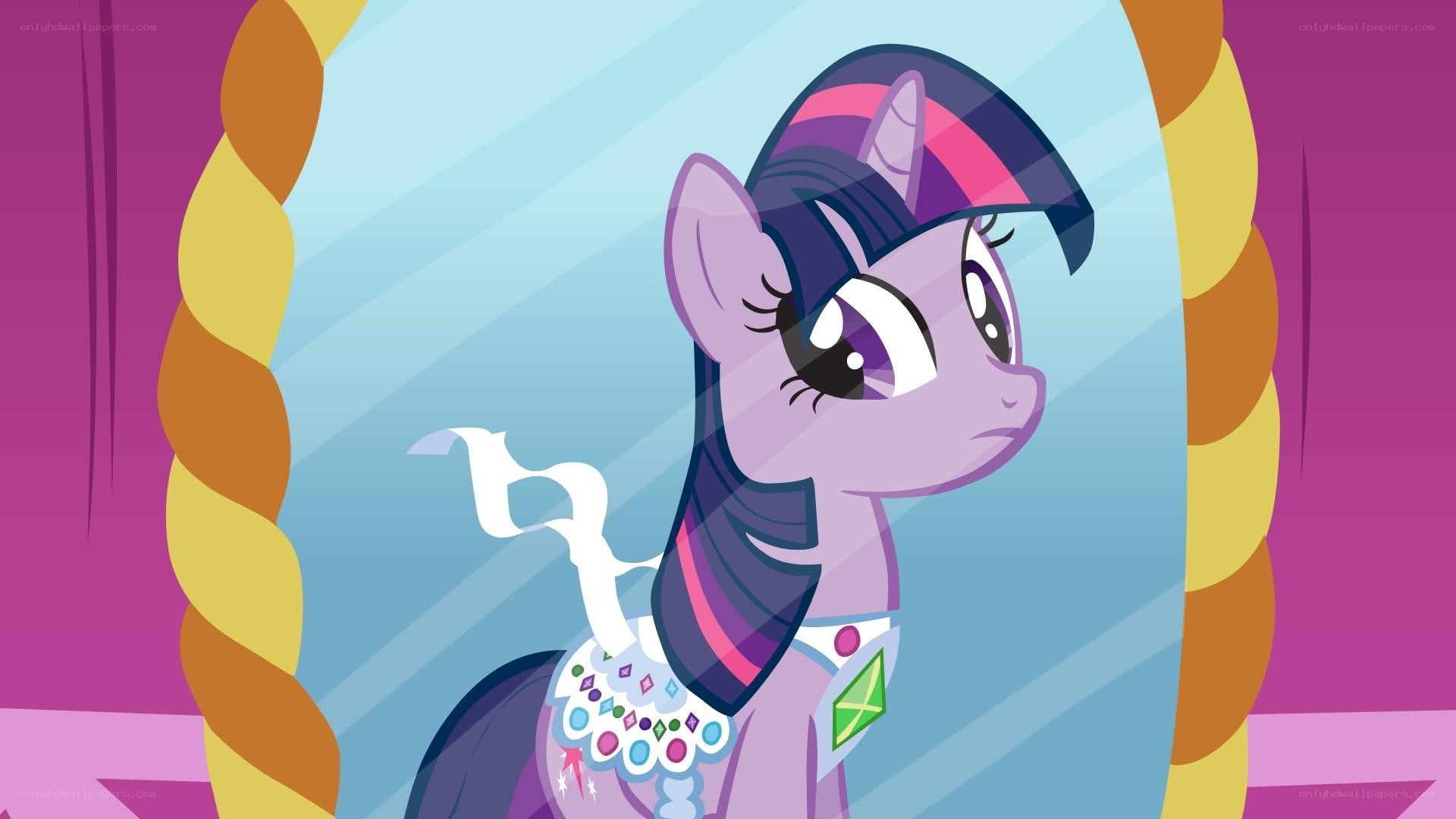 Twilight Sparkle in a mirror