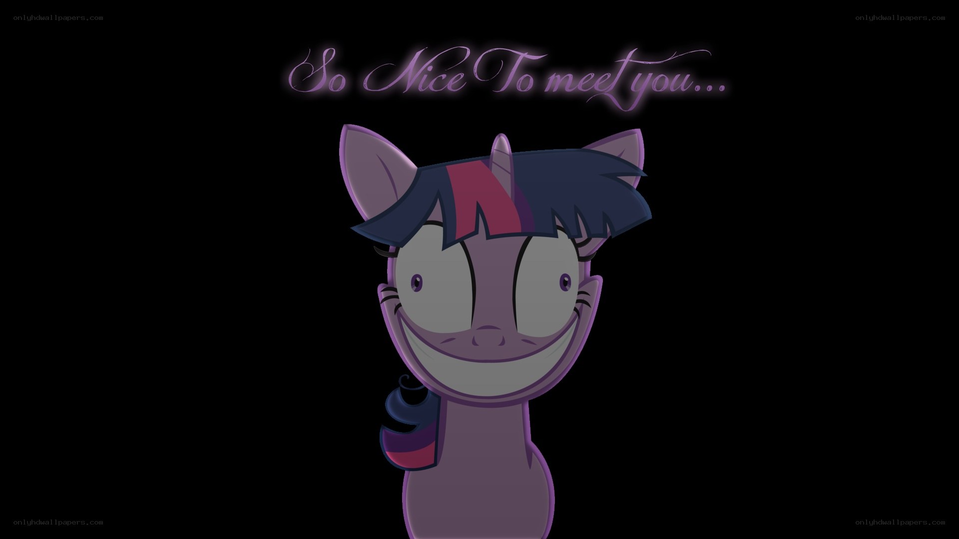 Twilight Sparkle with unsettling smile