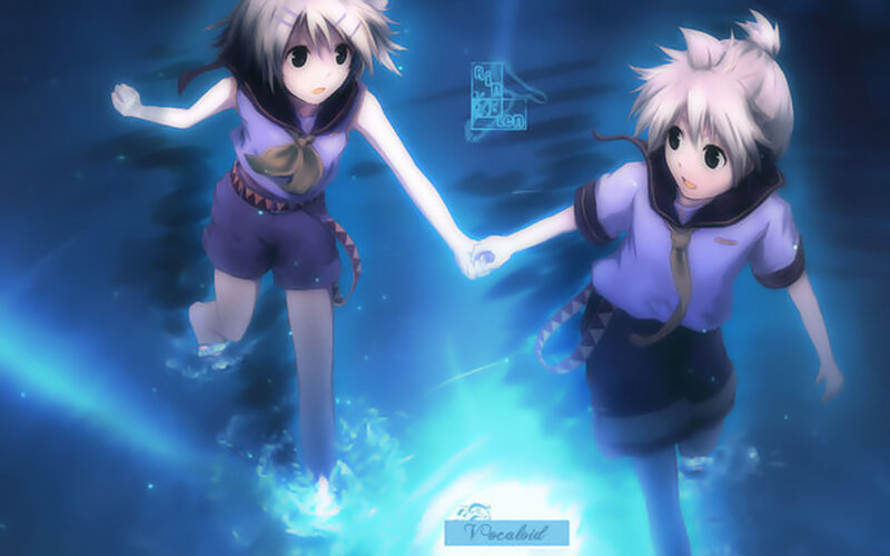 Two Anime Girls Holding Hands — Blue, Dramatic, Holding Hands