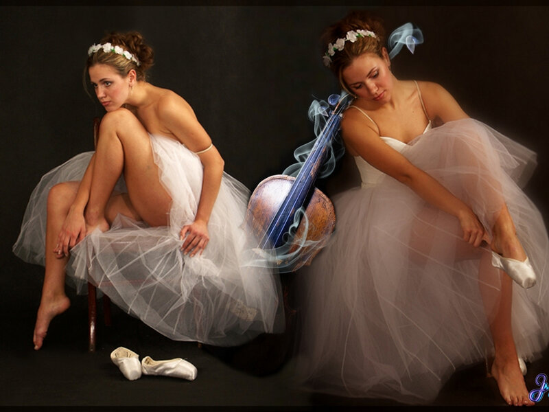 Two Ballerinas with Violin