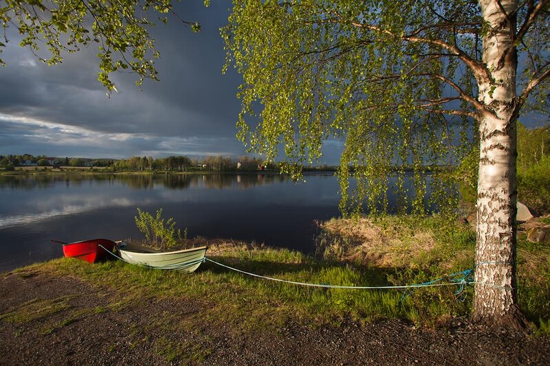 Two Boats on Shore — Green, Dramatic