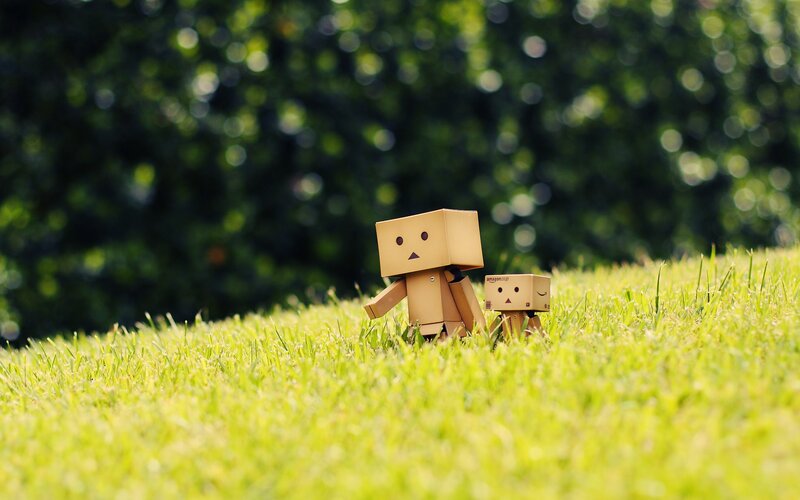Two Cardboard Figures — Green, Serene