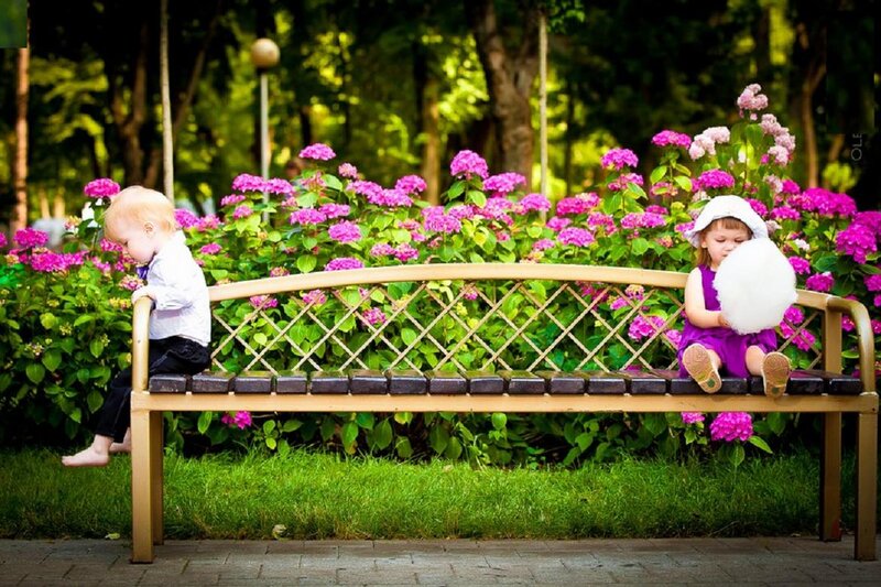 Two Children on Bench — Green