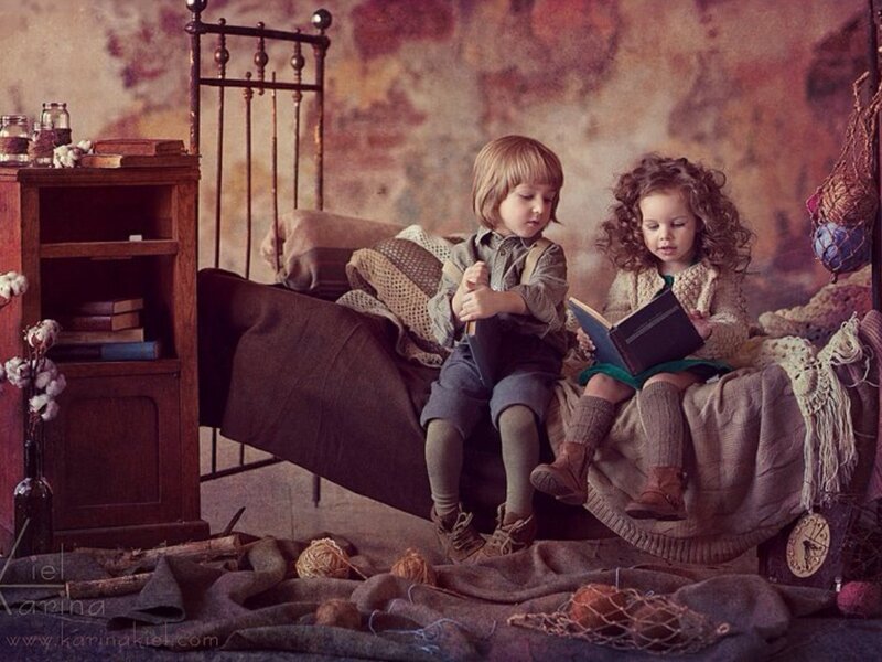 Two Children Reading — Brown