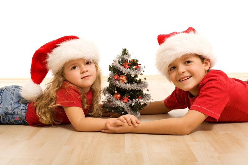 Two Children with Christmas Tree — Red