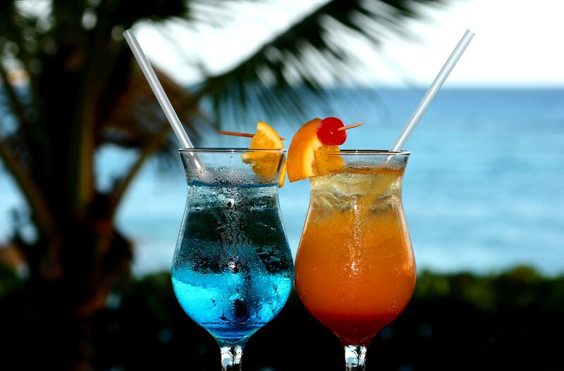 Two Cocktails on Beach — Blue, Tropical
