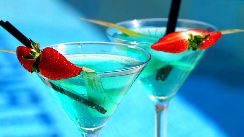 Two Cocktails with Strawberries — Blue