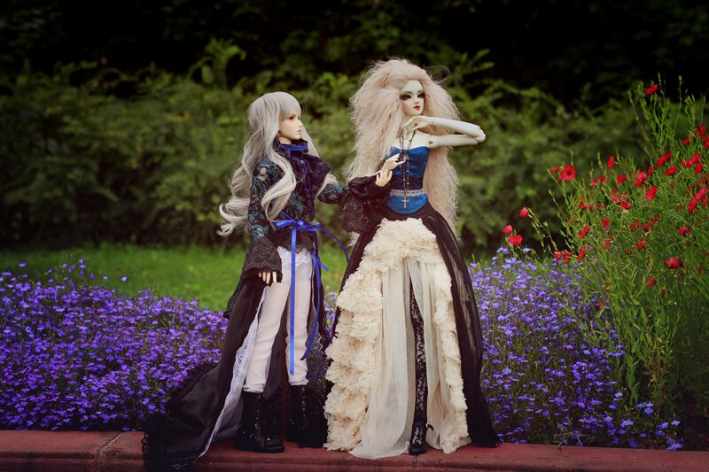 Two Dolls in Garden — Purple