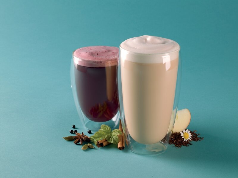 Two drinks with spices