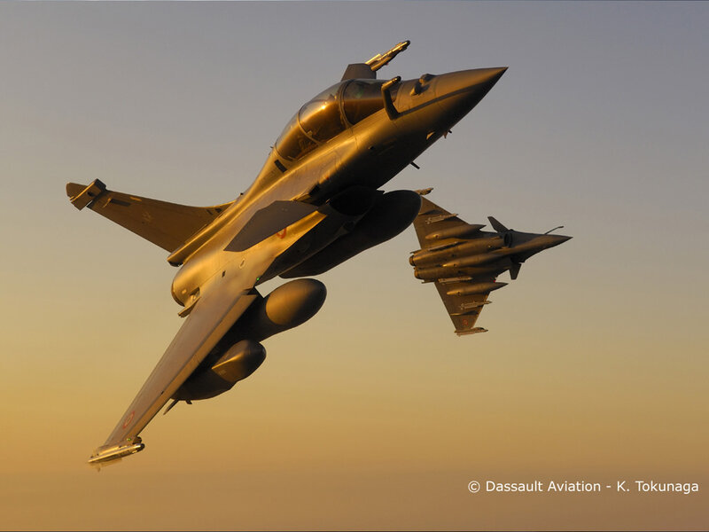 Two Fighter Jets in Flight — Gold