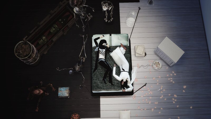 Two Figures on a Bed — Black
