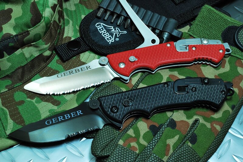 Two Folding Knives — Green