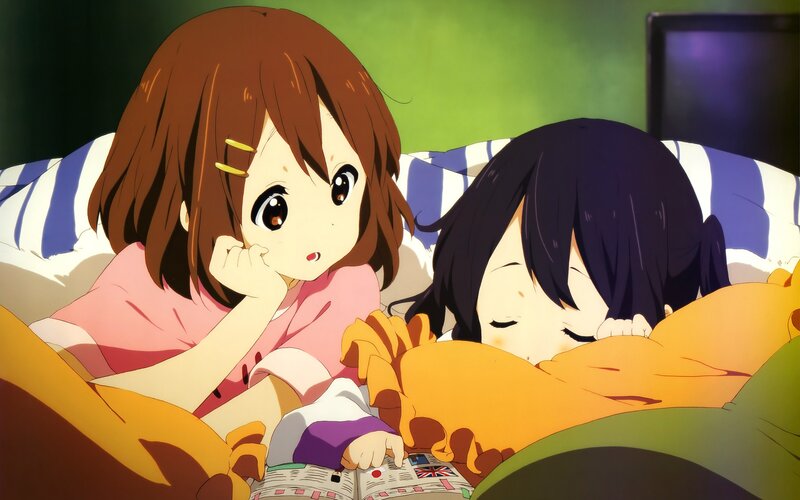 Two Girls in Bed — Green, Calm