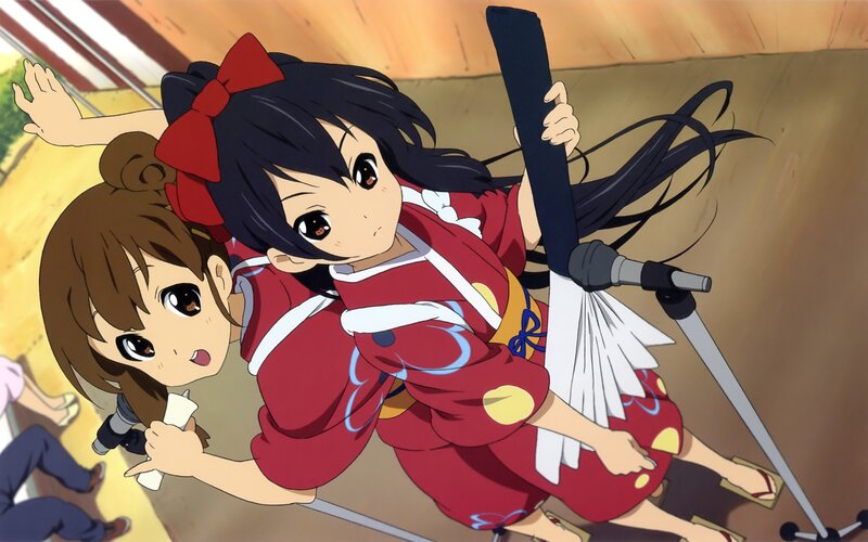 Two Girls in Kimonos — Red, Dynamic