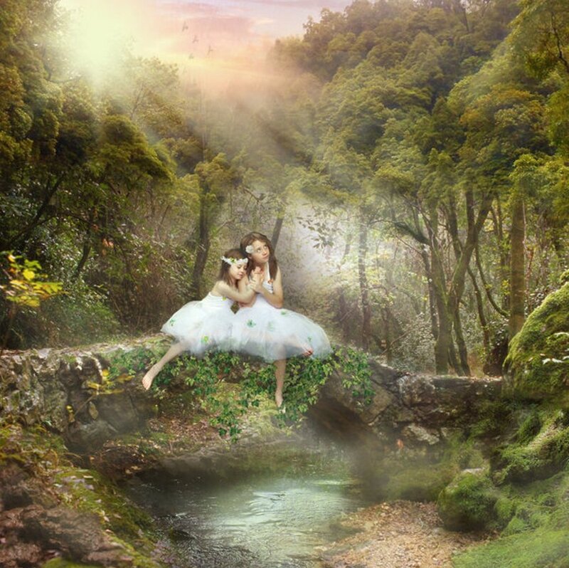 Two Girls in White Dresses — Green