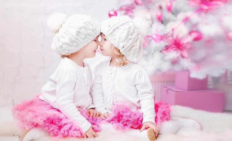 Two Girls Kissing — Pink, Festive