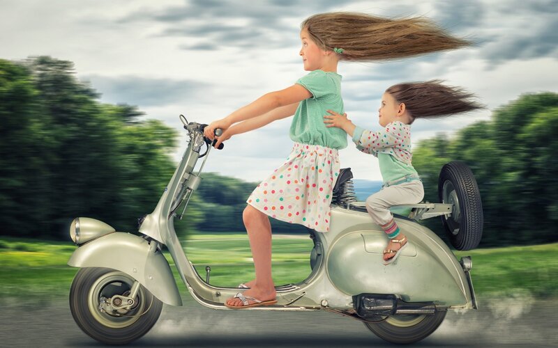 Two Girls on Scooter — Green