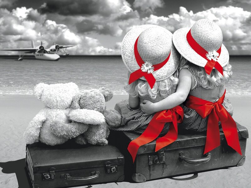 Two Girls on Suitcases — Black