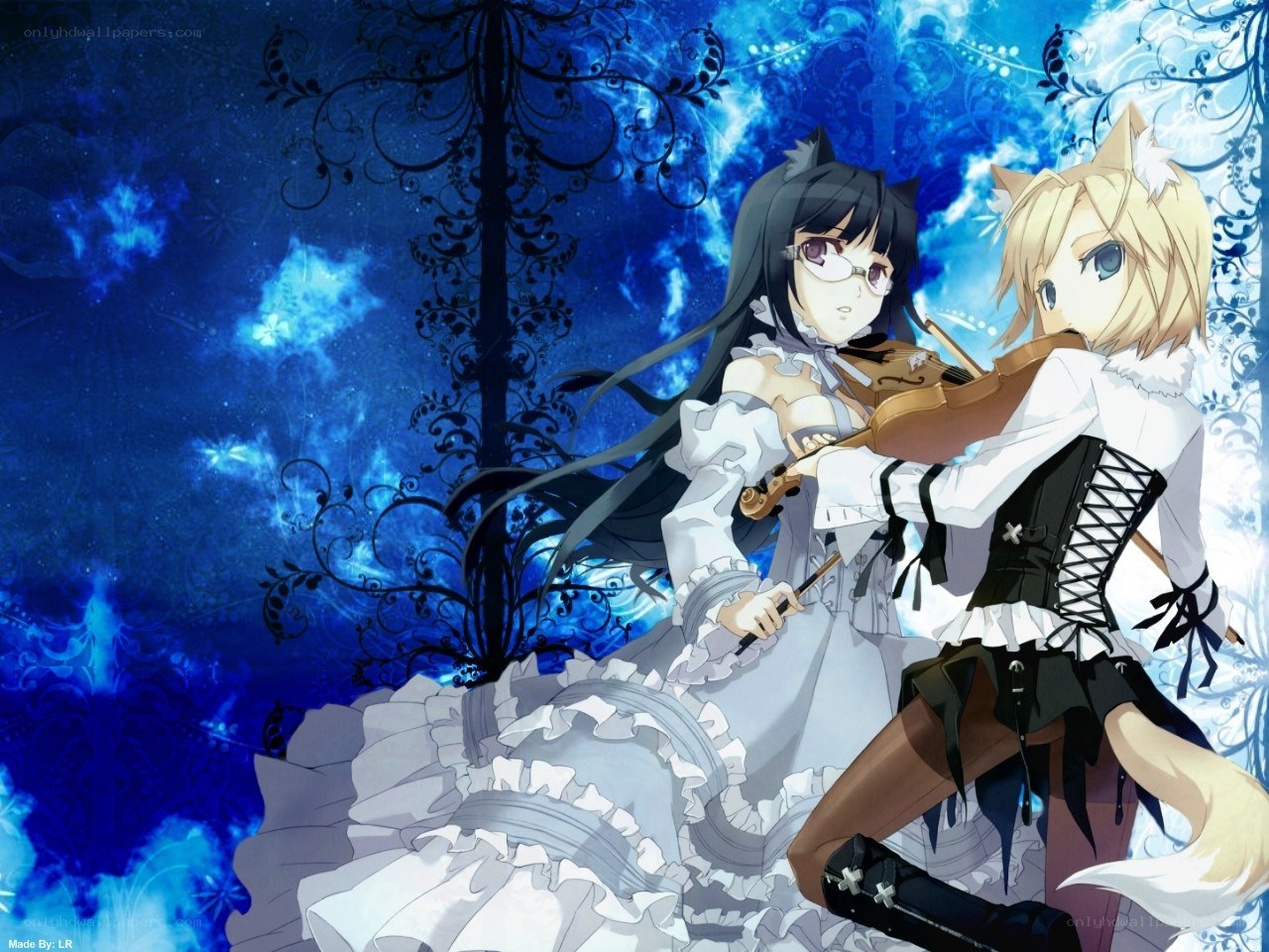 Two girls with a violin