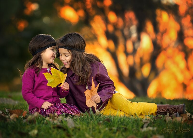 Two Girls with Leaves — Green