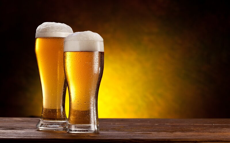 Two Glasses of Beer — Gold, Dramatic