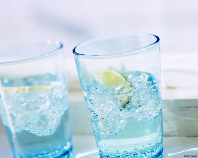 Two glasses of sparkling water