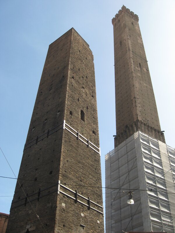 Two historic towers in Bologna