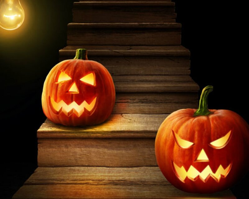 Two Jack-o'-lanterns on Stairs