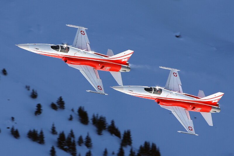 Two Jet Fighters — Red