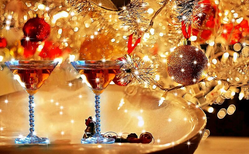 Two Martini Glasses — Gold, Festive, Winter