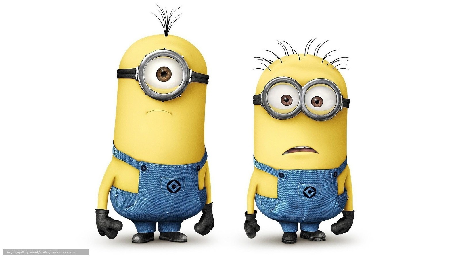 Two Minions standing