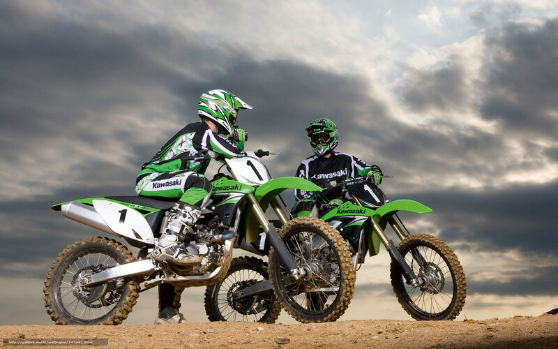 Two Motocross Riders — Green, Dramatic