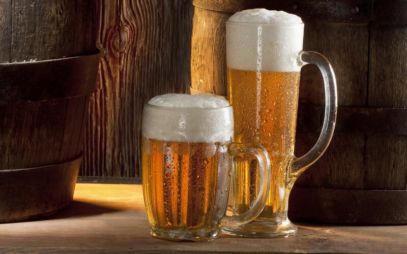 Two Mugs of Beer — Brown, Dramatic