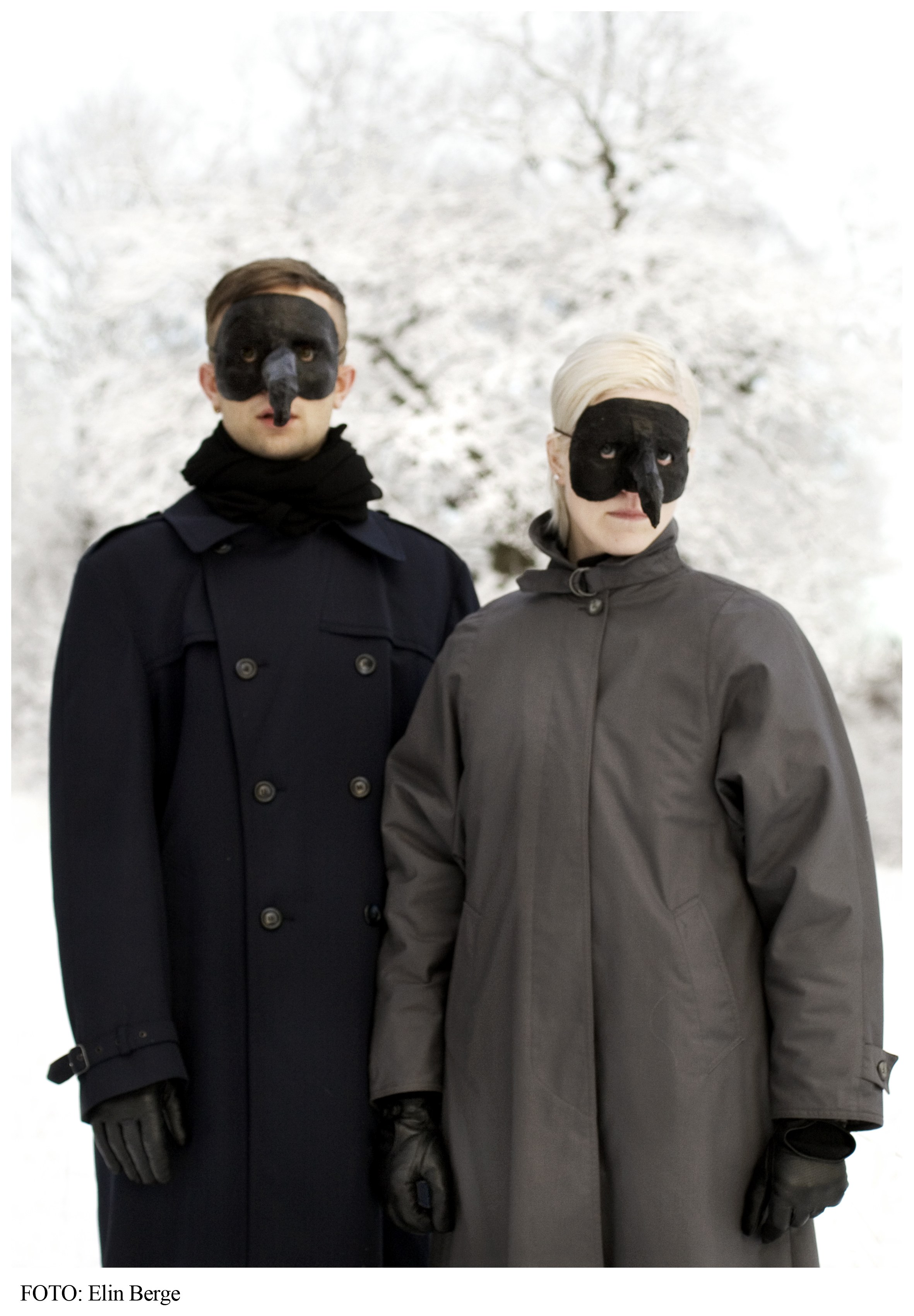 Two people in plague masks