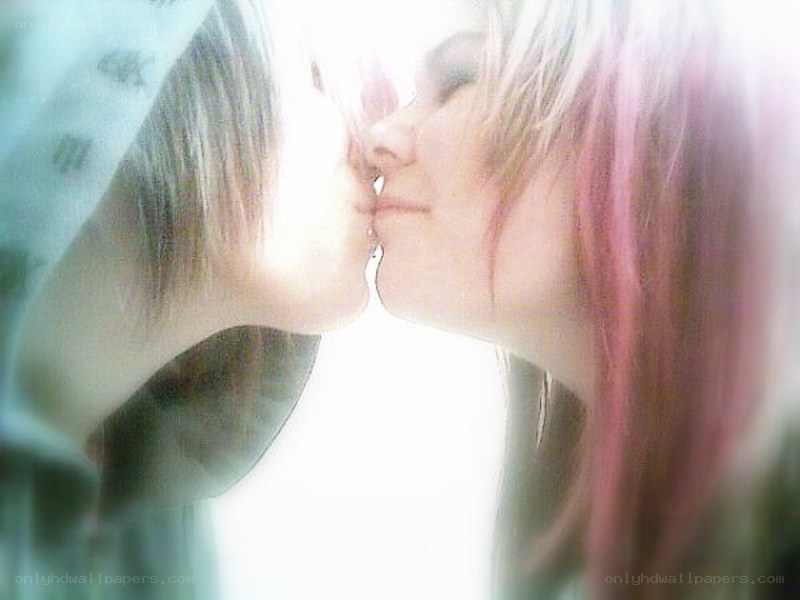 two people kissing