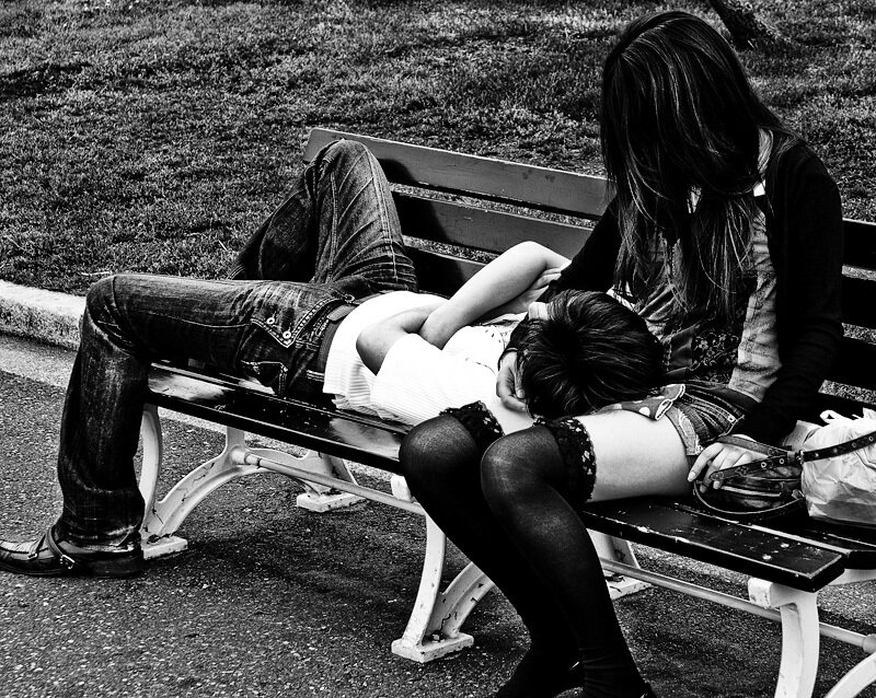 Two People on a Bench — Black