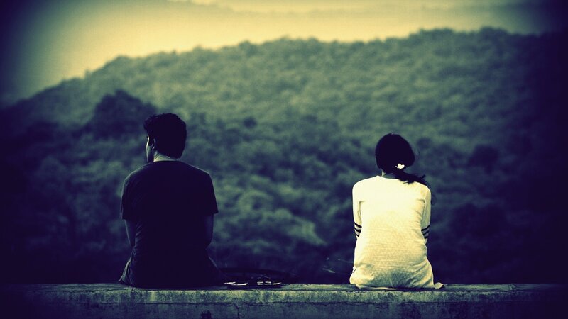 Two People Sitting — Green