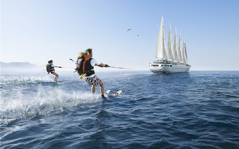 Two People Water Skiing — Blue, Active