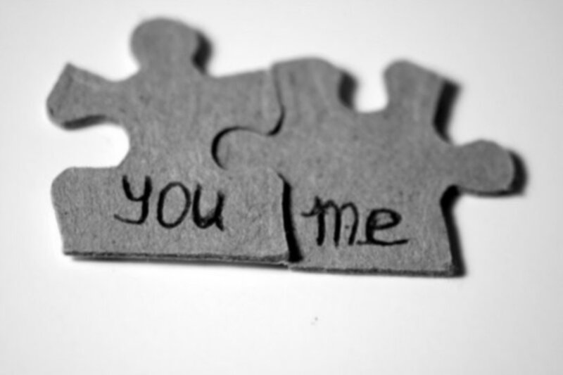 Two Puzzle Pieces — Black