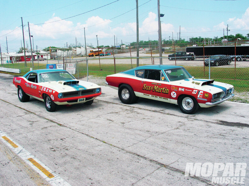 Two Race Cars — Red