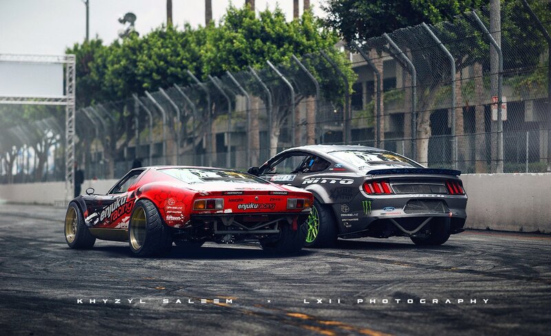 Two Racing Cars Drifting — Black