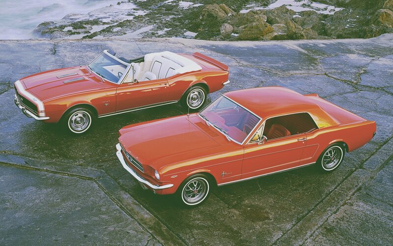 Two Red Classic Cars — Dramatic, Photograph