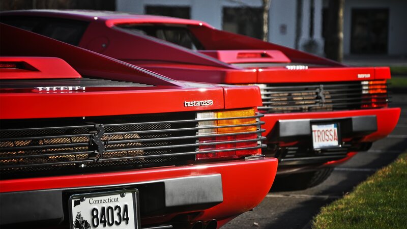Two red Ferrari Testarossas