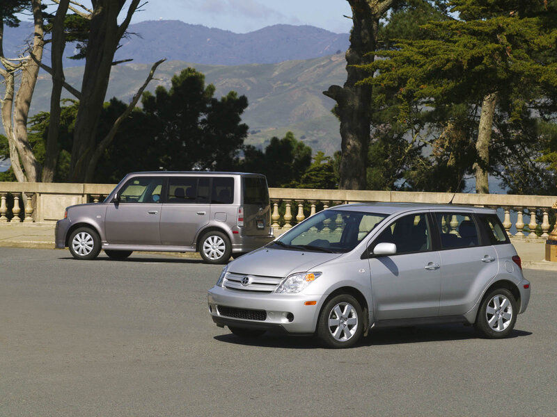 Two Silver Cars — Serene