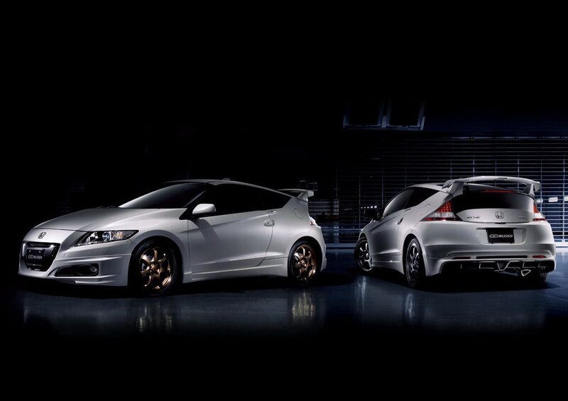 Two silver Honda CR-Z cars