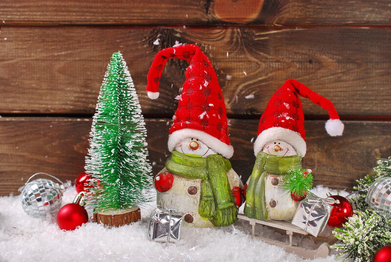 Two Snowmen Figurines — Red, Festive